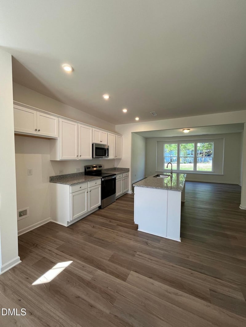 1404 Cooper St, Sanford, NC 27330