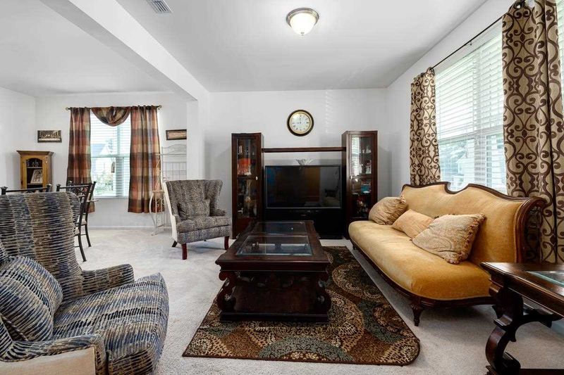 1404 Golden Eagle Dr, Durham, NC 27704