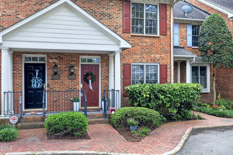 1404 Governors Ct, Raleigh, NC 27604