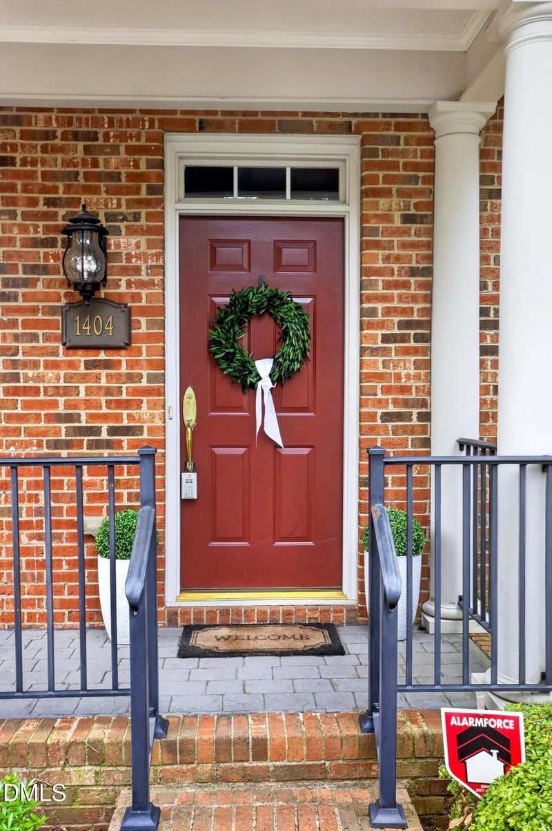 1404 Governors Ct, Raleigh, NC 27604