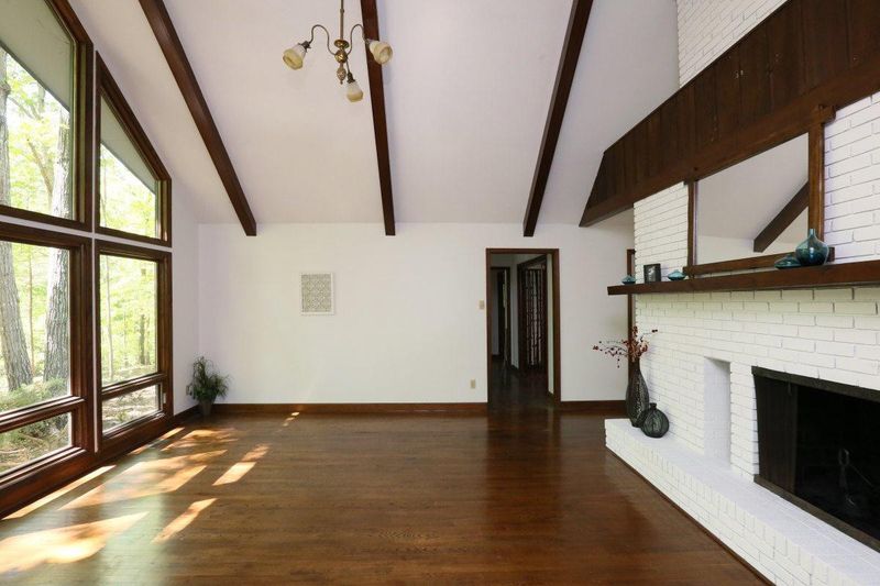 1404 Gray Bluff Trl, Chapel Hill, NC 27517
