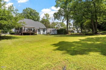 1404 Ivy Ln, Raleigh, NC 27609