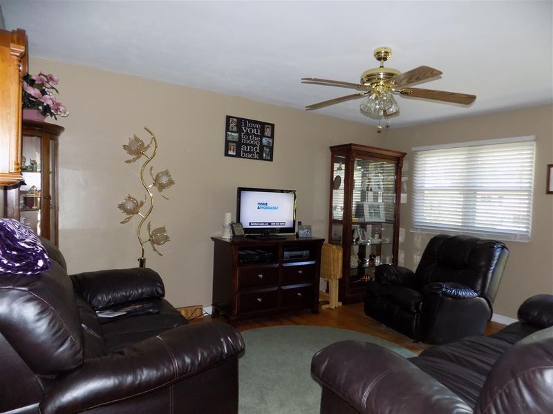 1404 Kelly Rd, Garner, NC 27529
