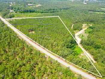 1404 Nursery Rd, Lillington, NC 27546