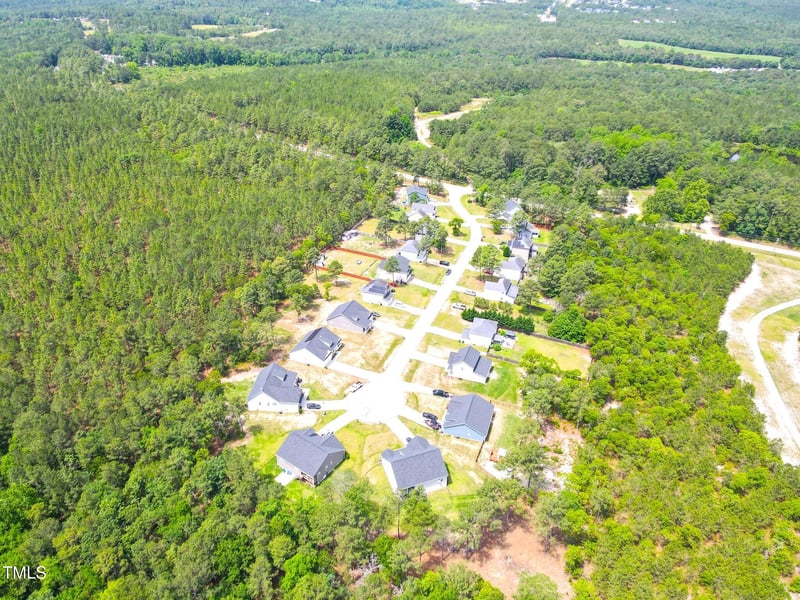 1404 Nursery Rd, Lillington, NC 27546