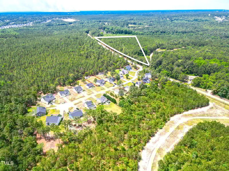1404 Nursery Rd, Lillington, NC 27546