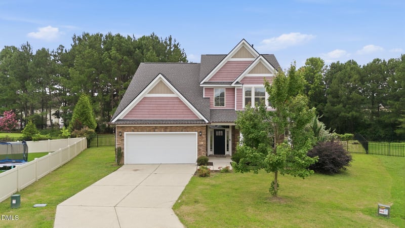 1404 Sage Tree Dr, Zebulon, NC 27597