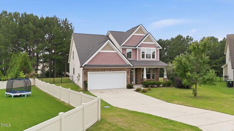 1404 Sage Tree Dr, Zebulon, NC 27597
