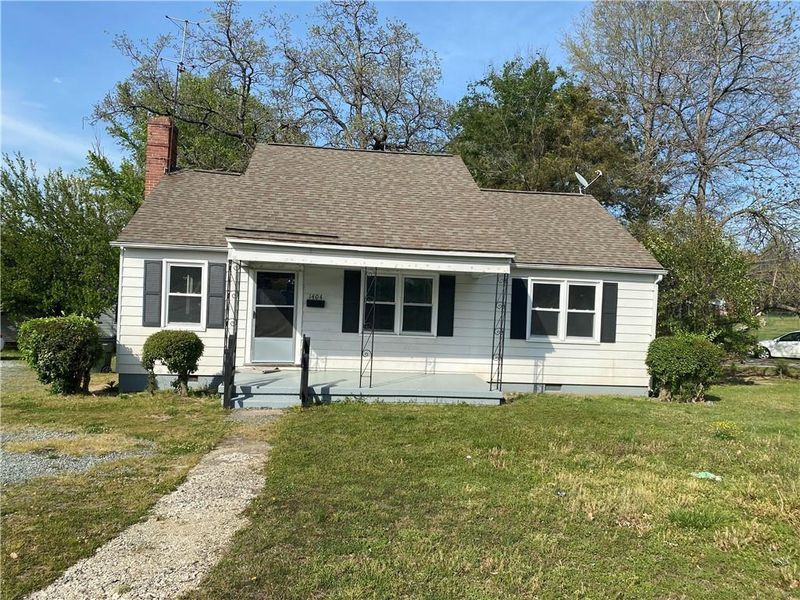 1404 Vaughn Rd, Burlington, NC 27217