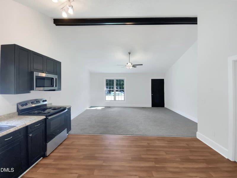 1405 Cross Link Rd, Raleigh, NC 27610