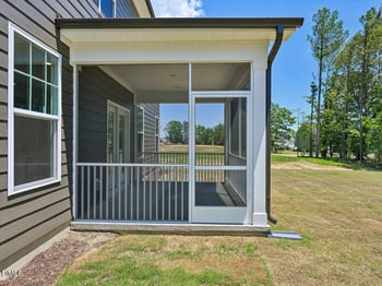 1405 Green Cypress Dr, Zebulon, NC 27597
