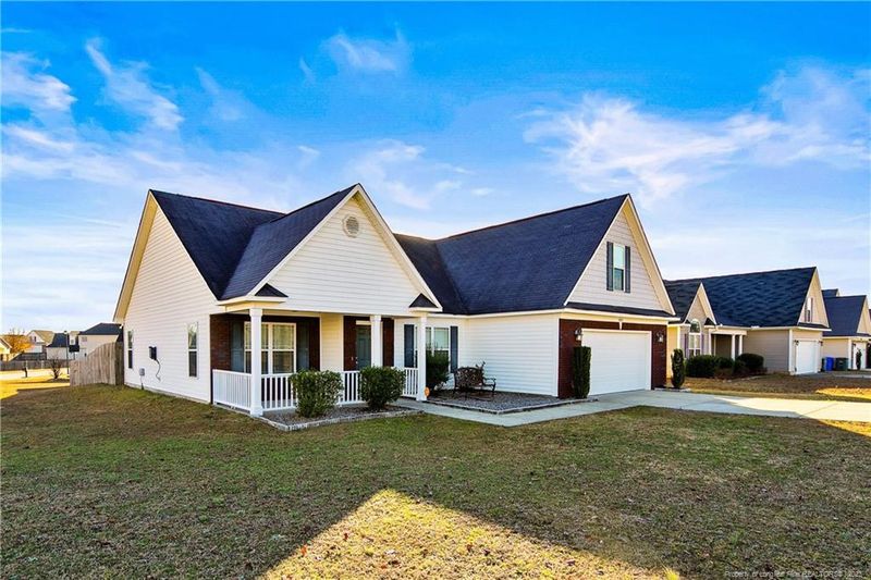 1405 Kershaw Loop, Fayetteville, NC 28314