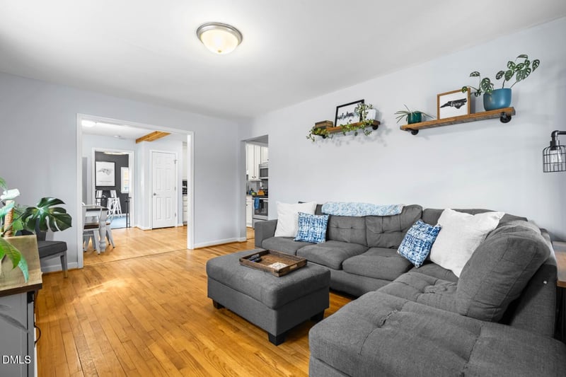 1405 Marlborough Rd, Raleigh, NC 27610