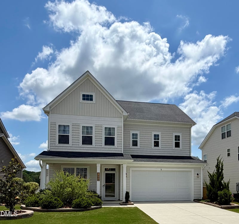1405 Queen Trigger Dr, Fuquay Varina, NC 27526
