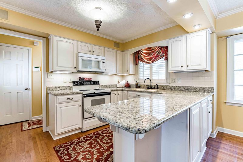 1405 Rock Dam Ct, Raleigh, NC 27615
