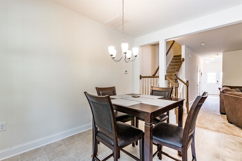 1405 Scholar Dr, Durham, NC 27703