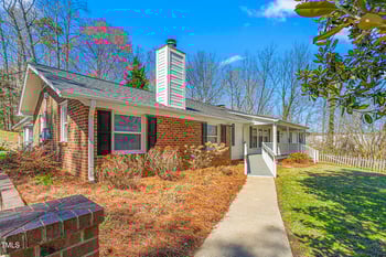 1405 Sellars Mill Rd, Burlington, NC 27217