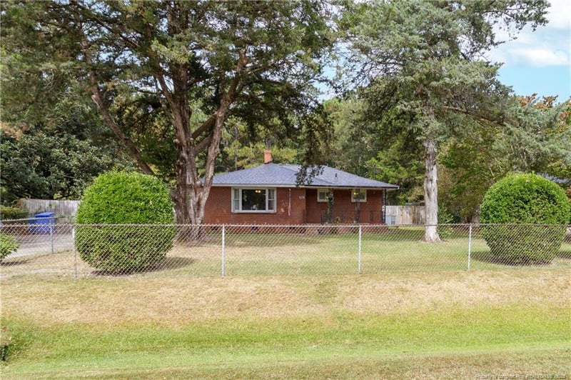 1405 Swainey Ave, Fayetteville, NC 28303