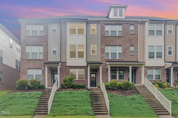 1405 Town Home Dr, Apex, NC 27502