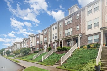 1405 Town Home Dr, Apex, NC 27502