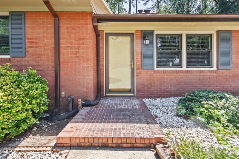 1405 Vandora Springs Rd, Garner, NC 27529