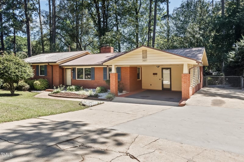 1405 Vandora Springs Rd, Garner, NC 27529