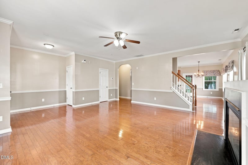 1406 Copper Cir, Mebane, NC 27302
