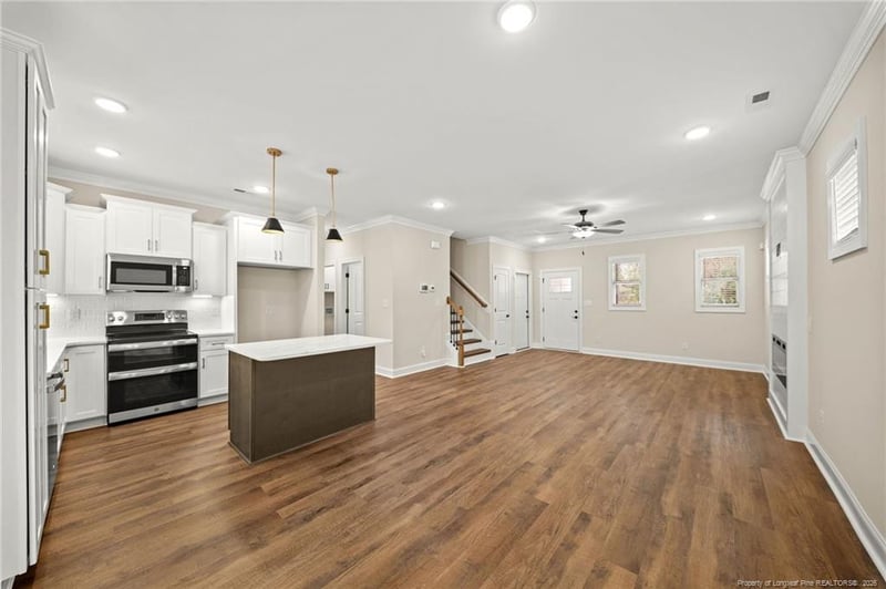 1406 Hilltop Ave, Fayetteville, NC 28305