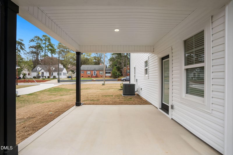 1406 Hilltop Ave, Fayetteville, NC 28305