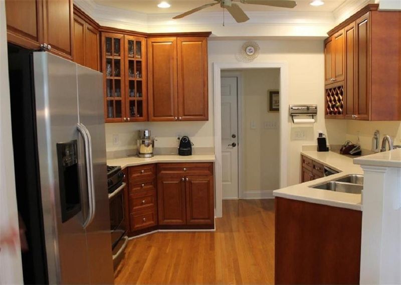1406 Saint Andrews Dr, Mebane, NC 27302