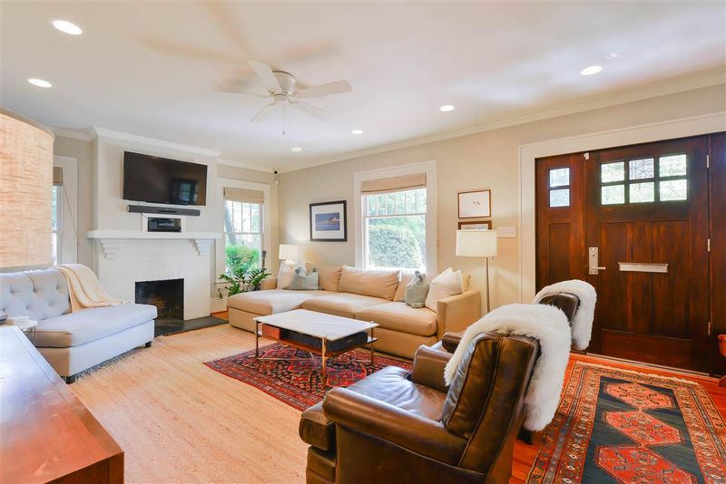 1406 Sycamore St, Raleigh, NC 27604