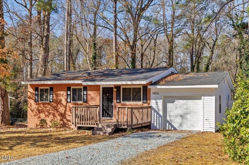 1406 Valley Rd, Garner, NC 27529