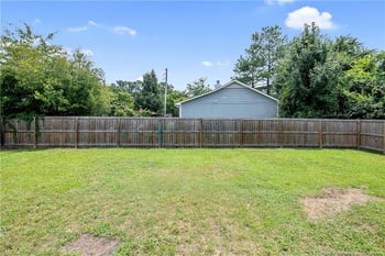 1407 Farwell Dr, Fayetteville, NC 28304