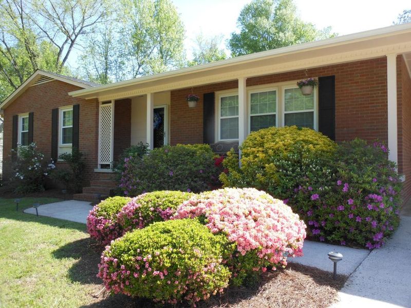 1407 Keogh St, Burlington, NC 27215