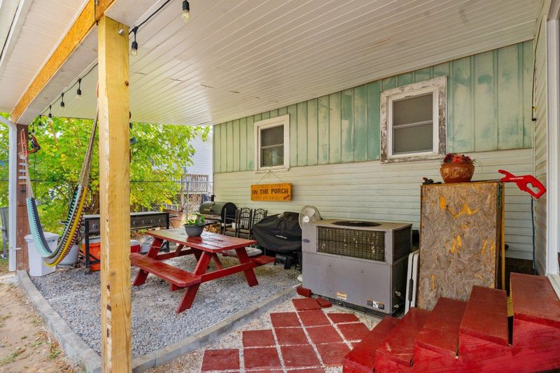 1407 Ray Ave, Sanford, NC 27330