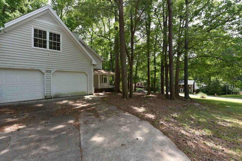 1408 Bloomingdale Dr, Cary, NC 27511