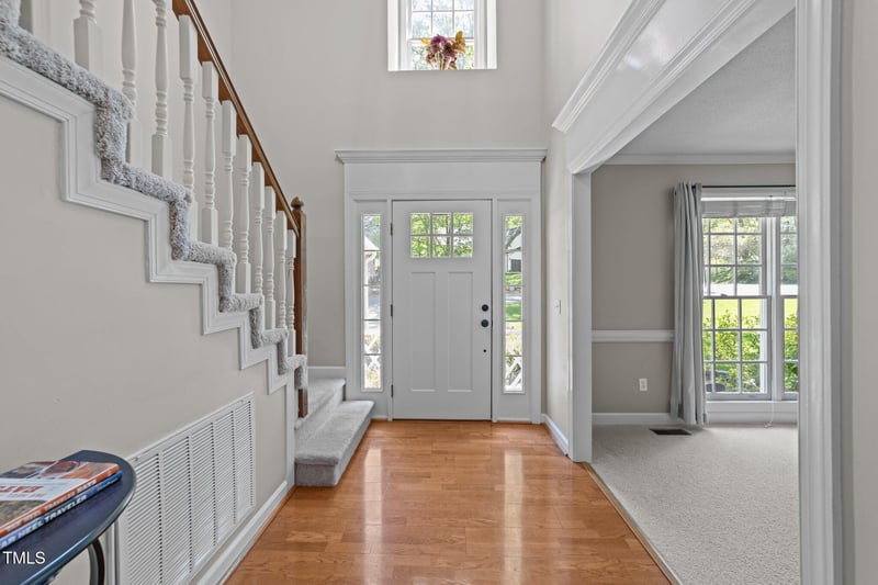 1408 Bridgeport Dr, Raleigh, NC 27615