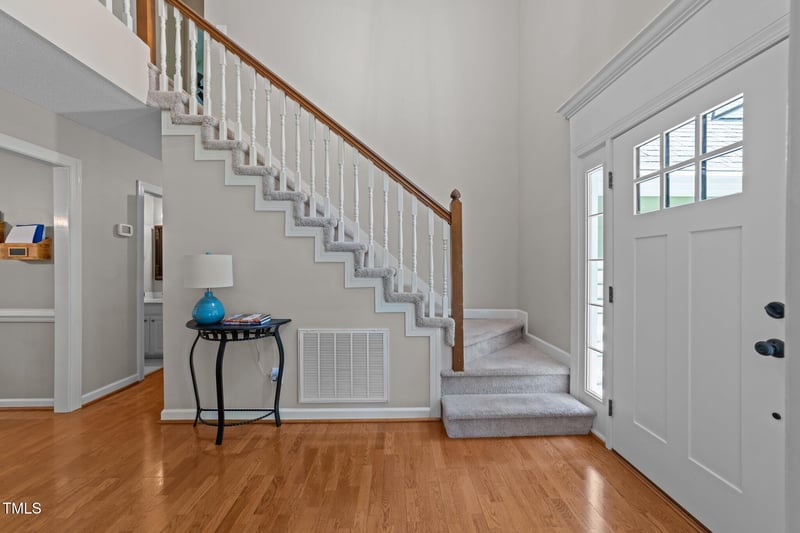 1408 Bridgeport Dr, Raleigh, NC 27615