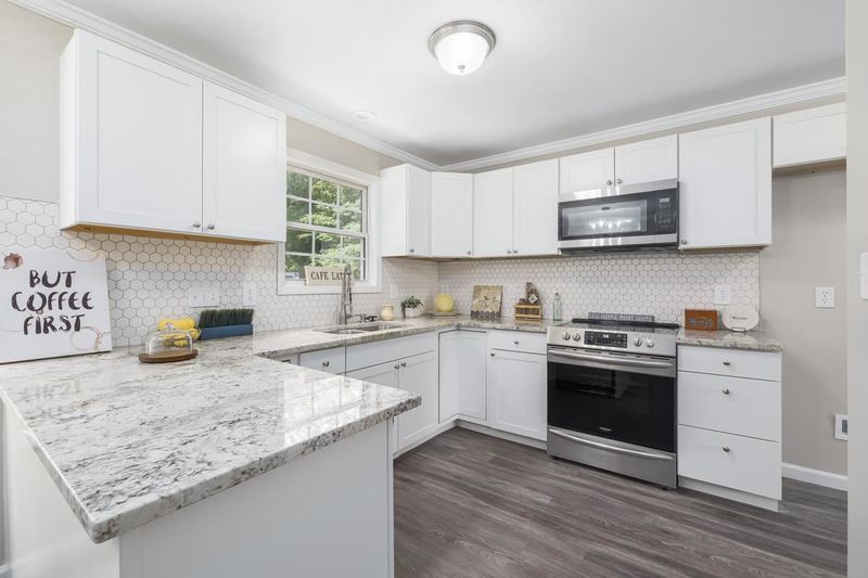 1408 Burchcrest Dr, Garner, NC 27529