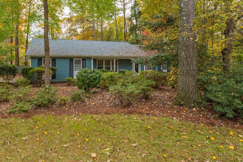 1408 Coral Ct, Cary, NC 27511