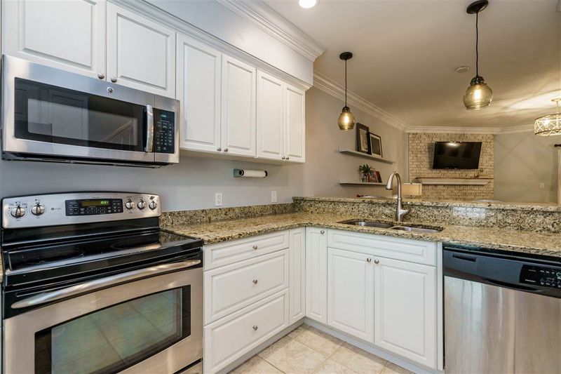 1408 Governors Ct, Raleigh, NC 27604