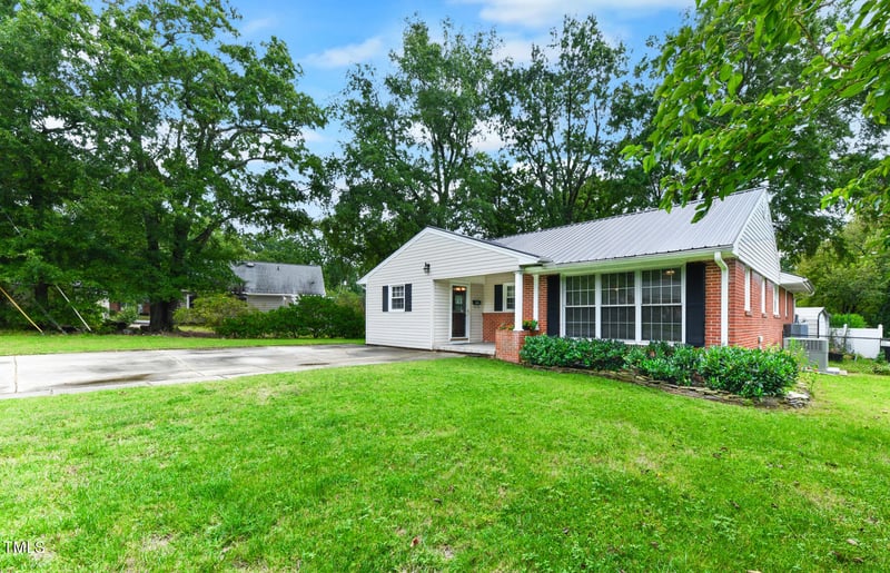 1408 Harriet Dr, Burlington, NC 27215
