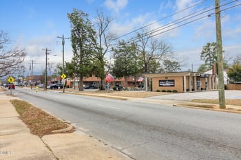 1408 Morganton Rd, Fayetteville, NC 28305