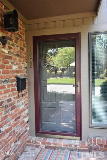 1408 Oak Tree Dr, Chapel Hill, NC 27517