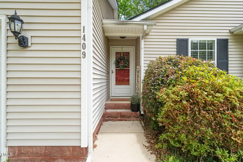 1409 Beckworth Ct, Garner, NC 27529