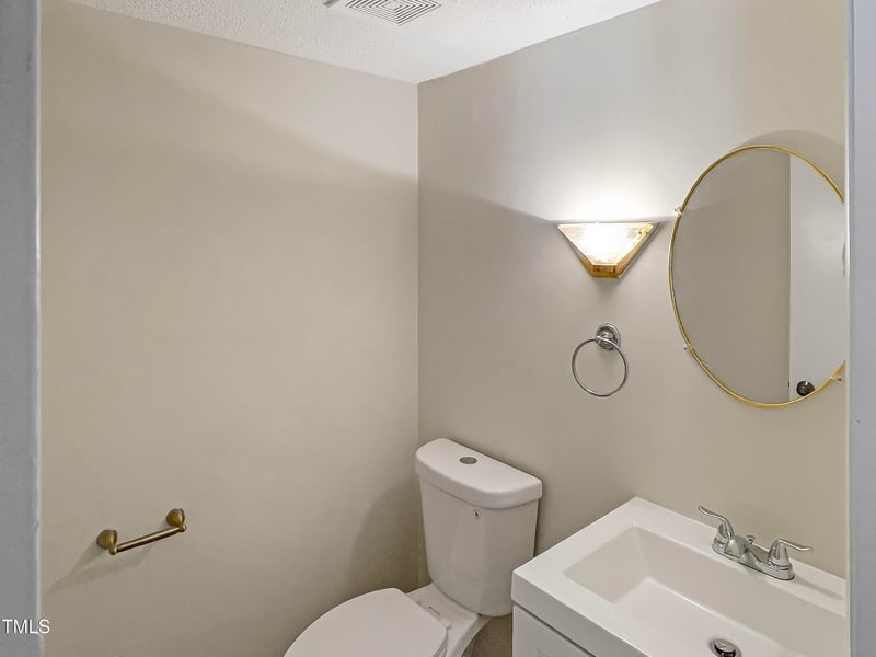 1409 Foxwood Dr, Garner, NC 27529