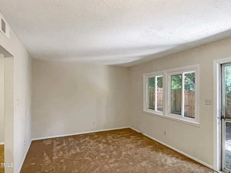 1409 Foxwood Dr, Garner, NC 27529