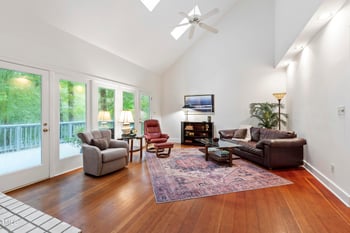 1409 Granada Dr, Raleigh, NC 27612