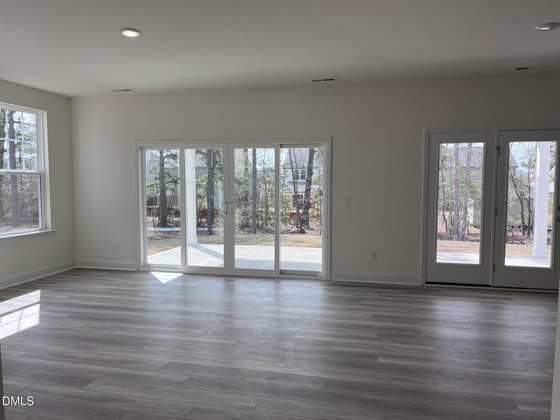 1409 Green Cypress Dr, Zebulon, NC 27597