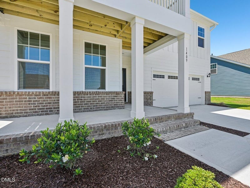 1409 Green Cypress Dr, Zebulon, NC 27597
